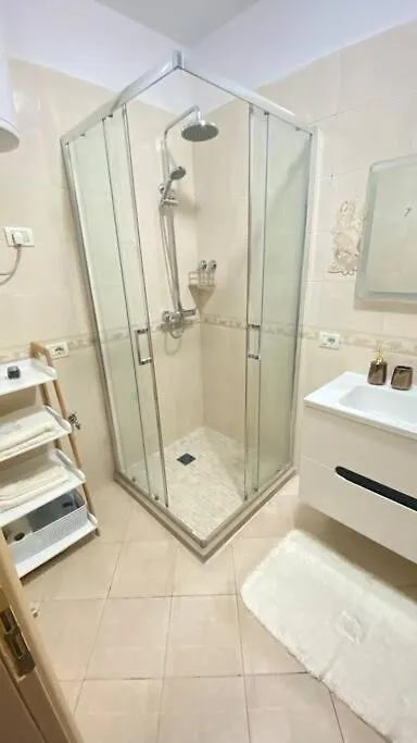 Cozy Apartment Tirana