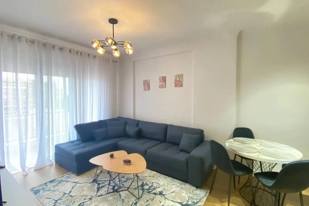 Cozy Apartment Tirana